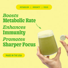 The 8Greens tablet dissolves in water to create a refreshing vitamin-infused drink.