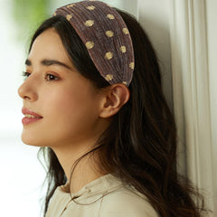 ACO-UINT headband with ear padding for comfortable extended wear.