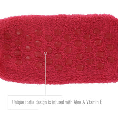 Close-up of plush knit and aloe infusion in Airplus footie