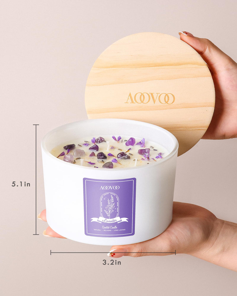 Top view of AOOVOO lavender candle showing dried botanicals
