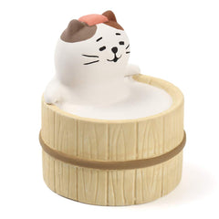 Bathing Cat aroma ceramic stone diffuser - front view