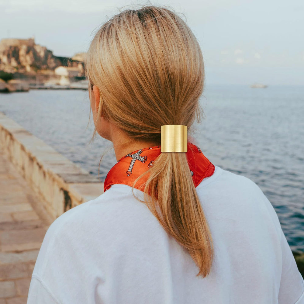 Aswewamt wedding hair accessory cuff adds elegant touch for long hair.