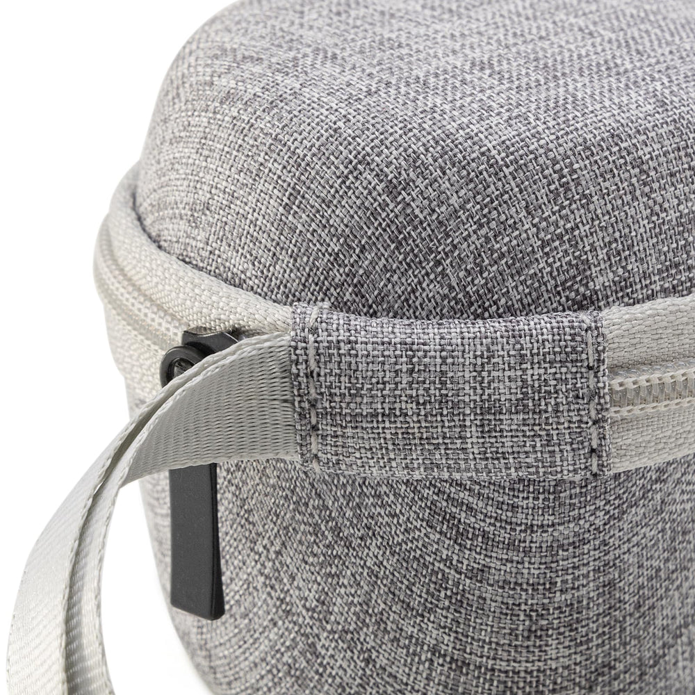 Babelio travel case built-in strap keeps device and cable secure and organized.