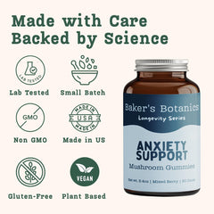 Gummies with berries and natural ingredients