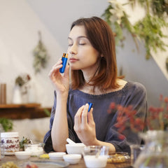 Lipstick-size nasal inhaler 3.5 x 0.7 inches for on-the-go use