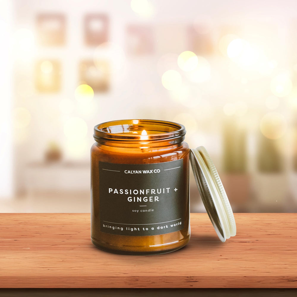 Candle emphasizing non-toxic, plant-based ingredients
