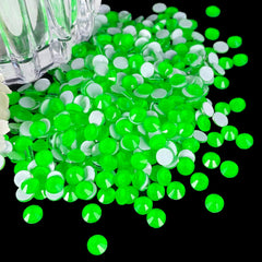 CLEKSPOYE neon-green flatback rhinestones for nails and crafts, adding sparkling accents.