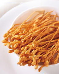 Close-up of dried cordyceps texture in soups