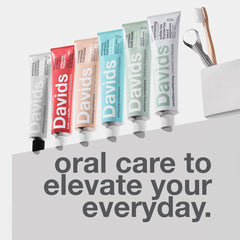 Graphic of plaque reduction with Davids toothpaste