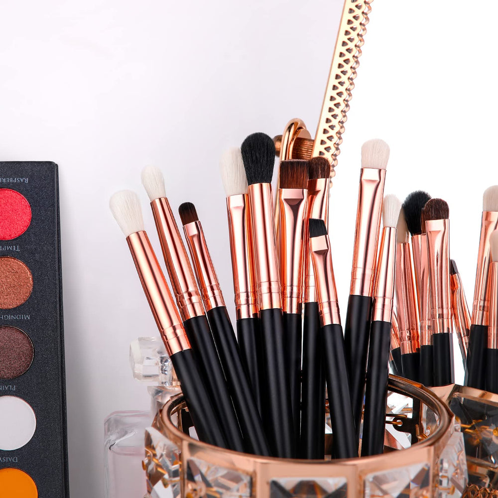 Docolor gift box packaging showcasing a ready-to-gift brush set