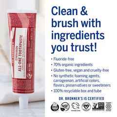 Baking soda and organic coconut oil as natural cleansers