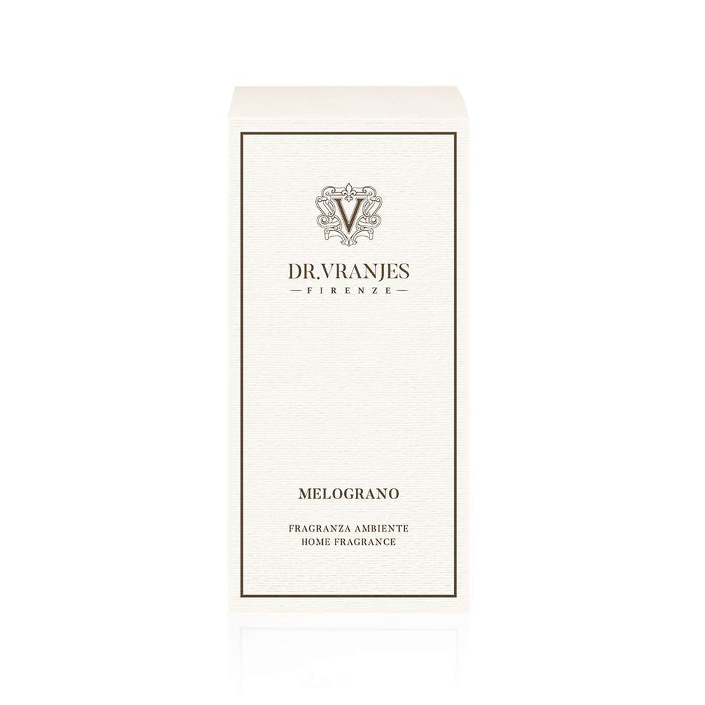 Dr. Vranjes Melograno label closeup emphasizes artisanal Italian quality.