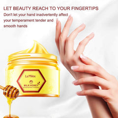 Duziur Milk & Honey nourishes skin with natural extracts.