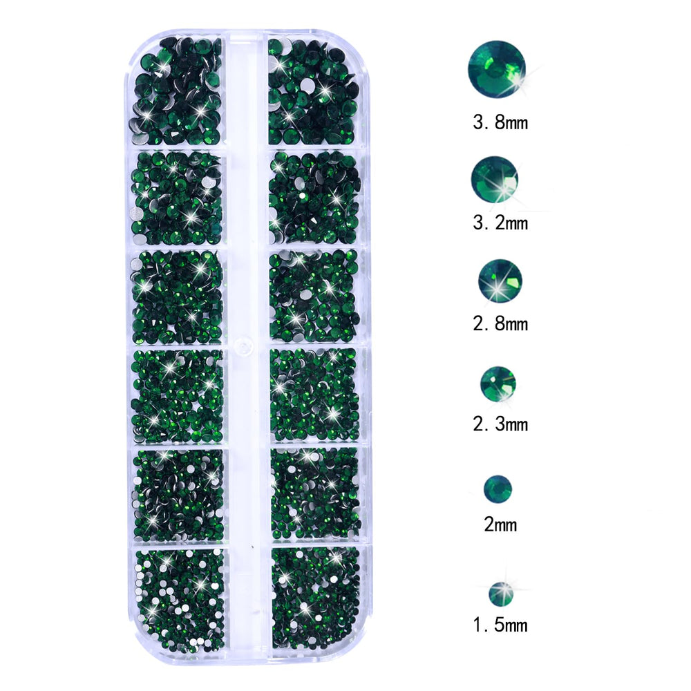 DZHILHMX green nail-art crystals highlight shine and long-lasting sparkle.