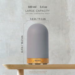 Ultrasonic diffuser emitting cool mist with four timer settings