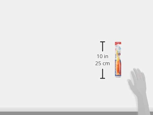 Ergonomic handle of the Elgydium Shark toothbrush for small hands (2-6 years)