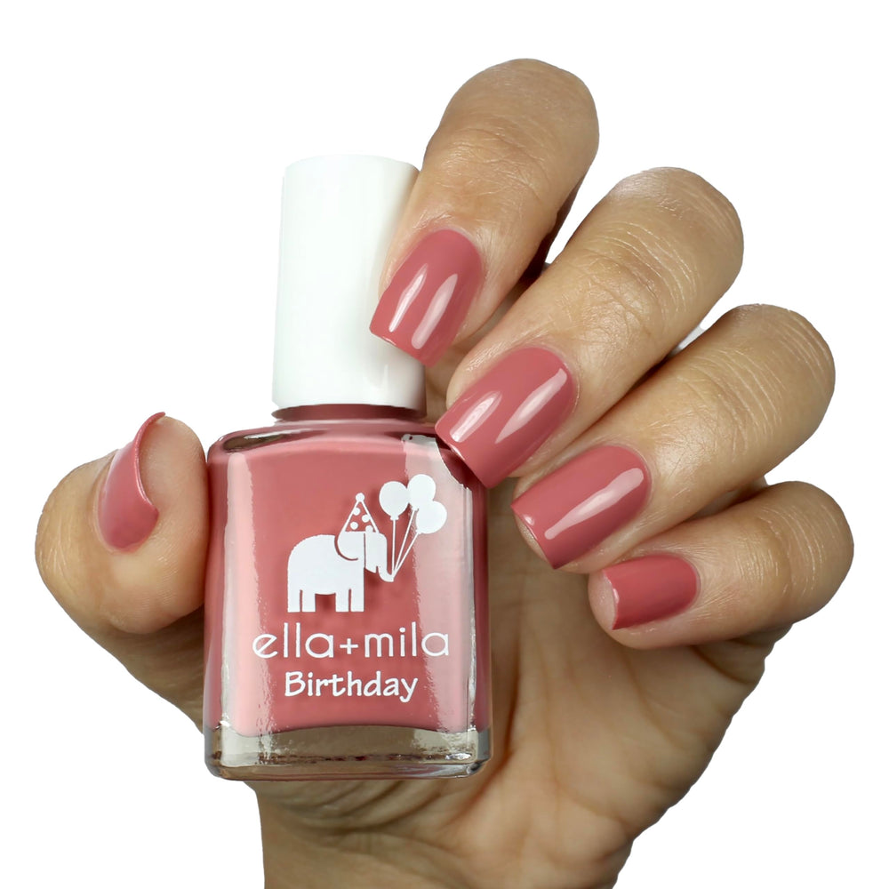 ella+mila Sixth Fix chip-resistant formula provides durable, salon-like shine.