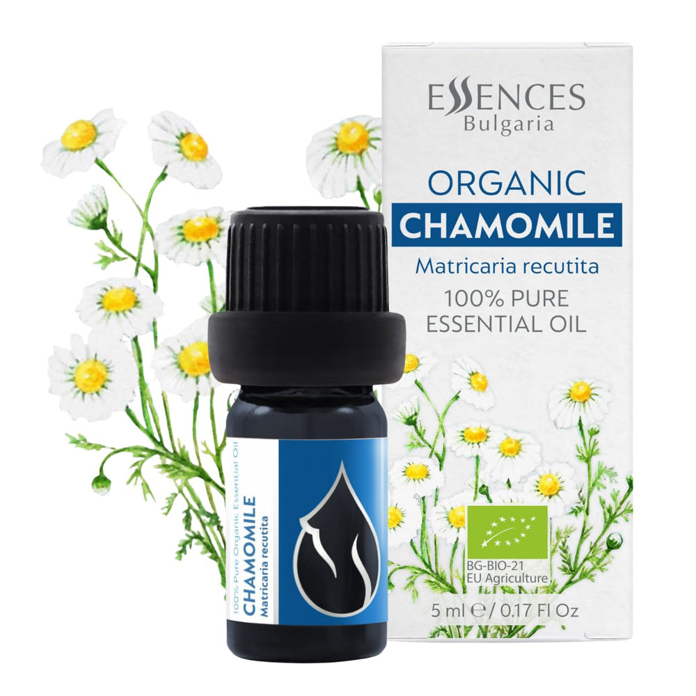 Organic chamomile essential oil bottle with blue label - 5ml