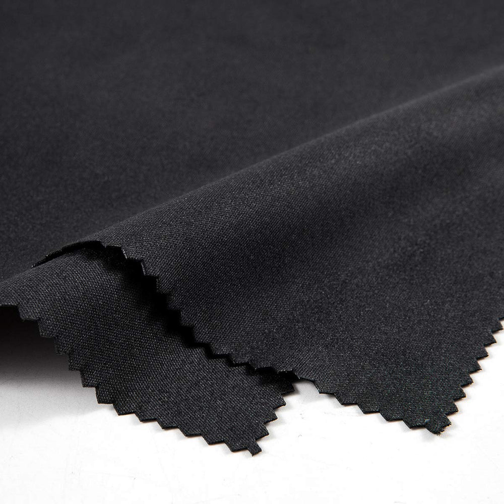 Cleaning cloth suitable for camera lenses and smartphone screens