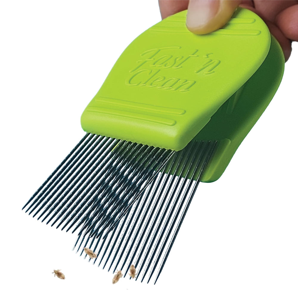 Fast 'n Clean Lice Comb as a pet care tool for flea grooming on pets.