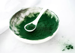 Algae powder used in smoothies and drinks