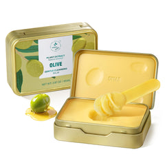 GREEN FARM makeup remover balm bottle pour demonstrates easy makeup removal.