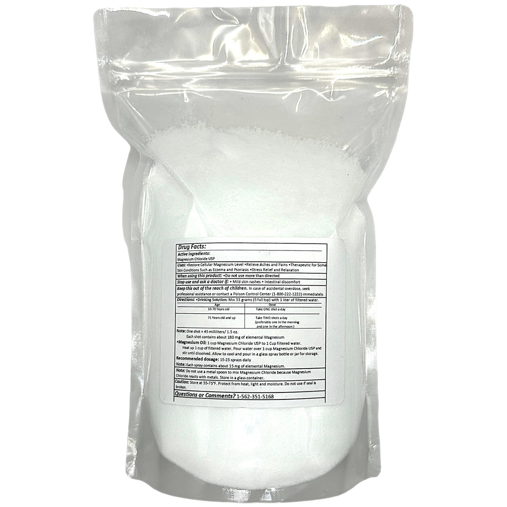 Magnesium chloride powder dissolving in water