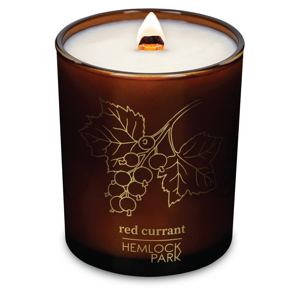 Hemlock Park Amber & Gold Wood Wick Candle – 7.2 oz, Red Currant
