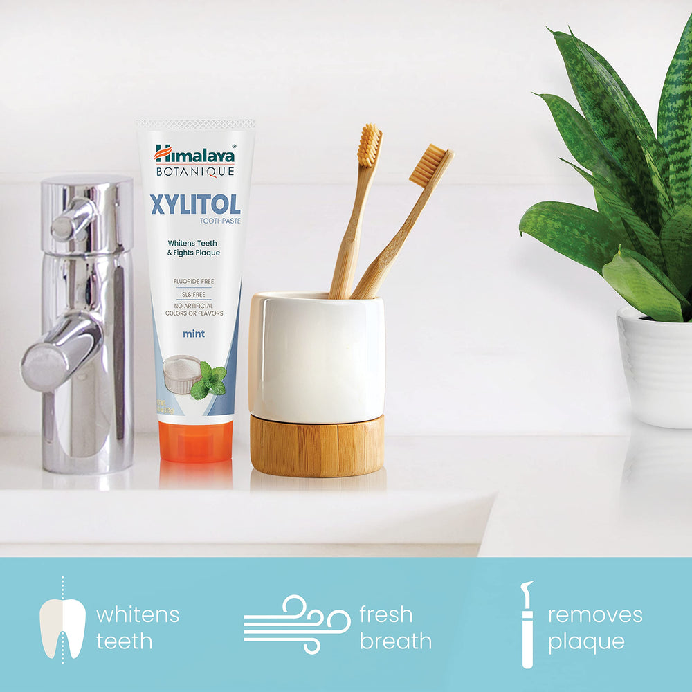 Minty toothpaste showing gentle cleansing action