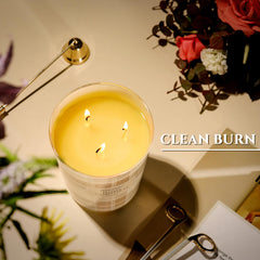 Gift-ready HomeLights candle suitable for events or housewarmings