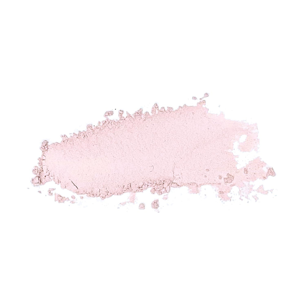 Honeybee Gardens Ballet on-lid application demonstrates easy blending and precise color payoff.