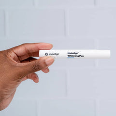 Application tip applying whitening solution to teeth