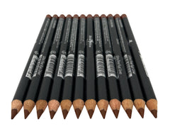 Close-up of Italia-Deluxe eyeliner gliding with creamy texture