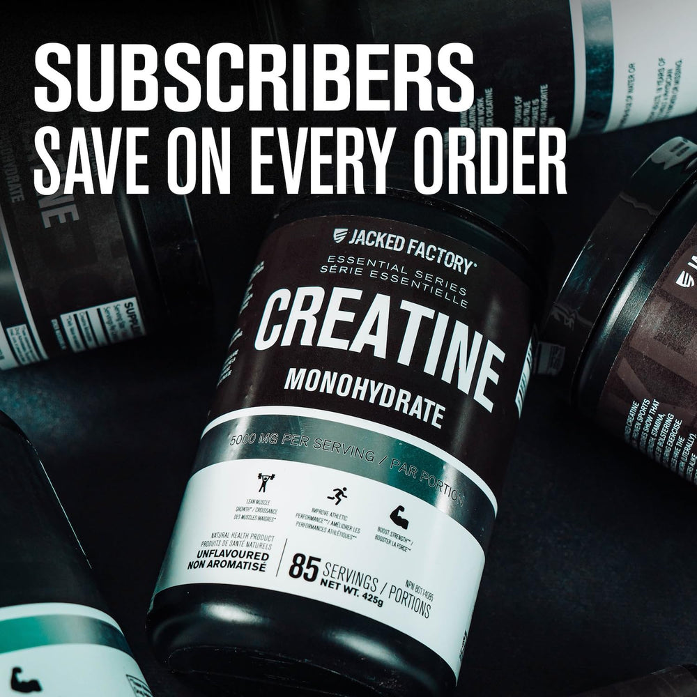 Serving scoop with creatine monohydrate