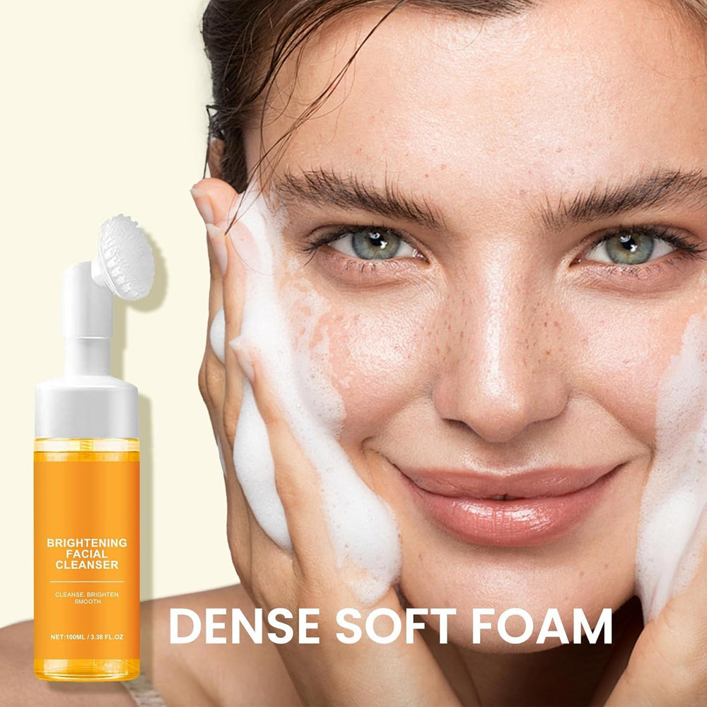 Jaysuing Turmeric Face Wash lather close-up showing soft, thorough cleansing.