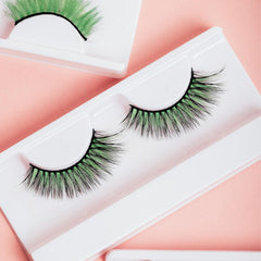 JIANGLAI colored lashes worn look boosts eye brightness with pink-green hues for festive outfits.