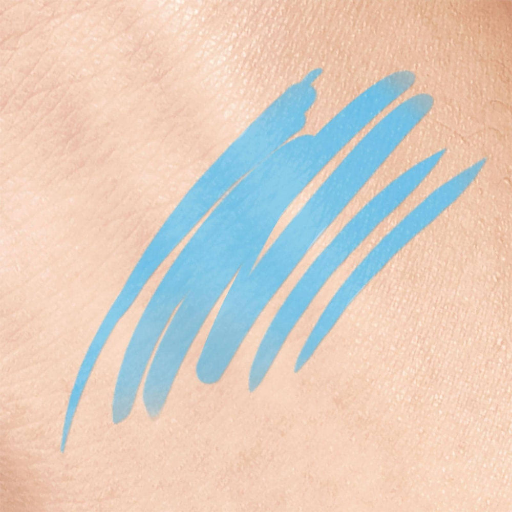 LaDot fine tip tattoo liner pen enables clean, detailed outlines.