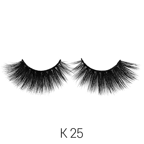 Laflare 3D mink lashes closeup shows delicate, layered strands for seamless blending.