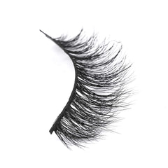 LASGOOS cruelty-free mink lashes delivering vivid fur appearance with comfortable wear.
