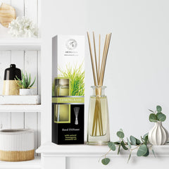 Unpacked gift set with diffuser and accessories