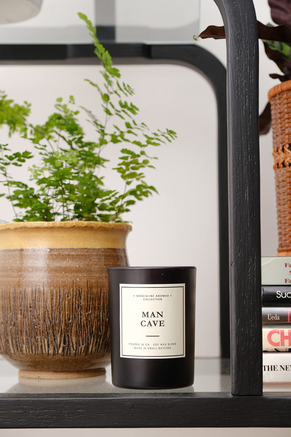 Candle label showing natural essential oils and vegan formula