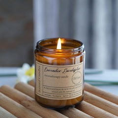 Gift-ready packaging for Liofeve candle