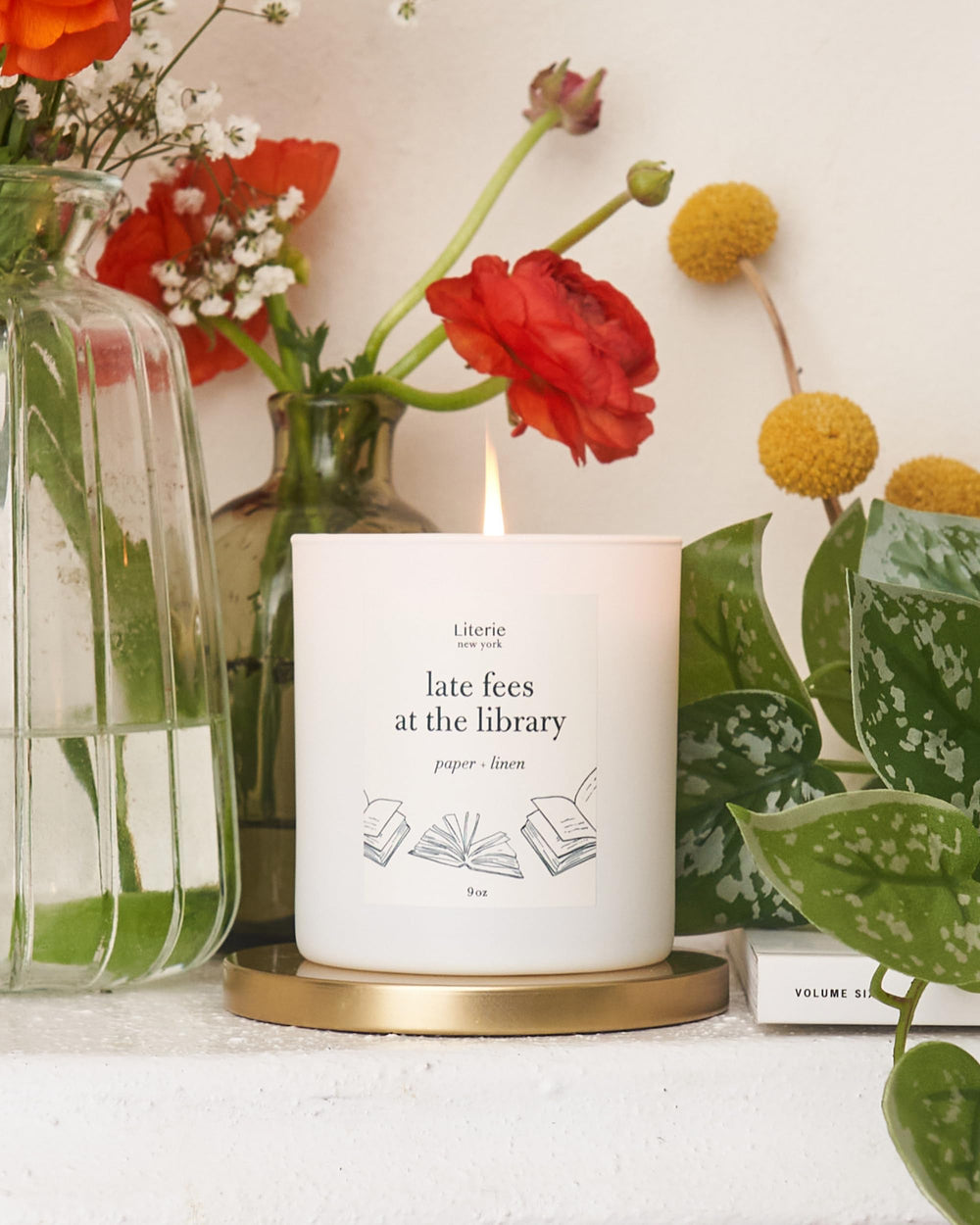 Candle on heat-resistant surface, ready for gifting