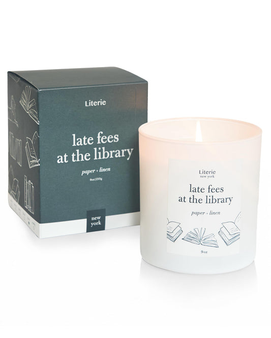 Label showing Paper & Linen scent on Literie NYC Inspired Candle, 9oz