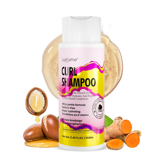Luxfume Curl Shampoo bottle close-up showcasing premium packaging for daily curls.