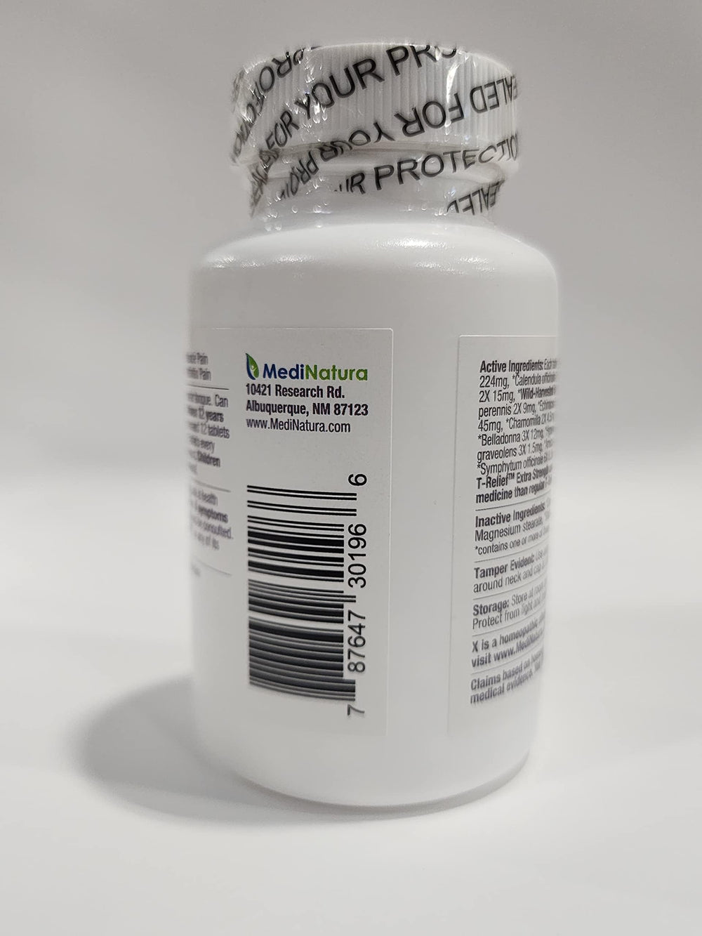MediNatura T-Relief herbal ingredients closeup highlighting Arnica Calendula and Echinacea.