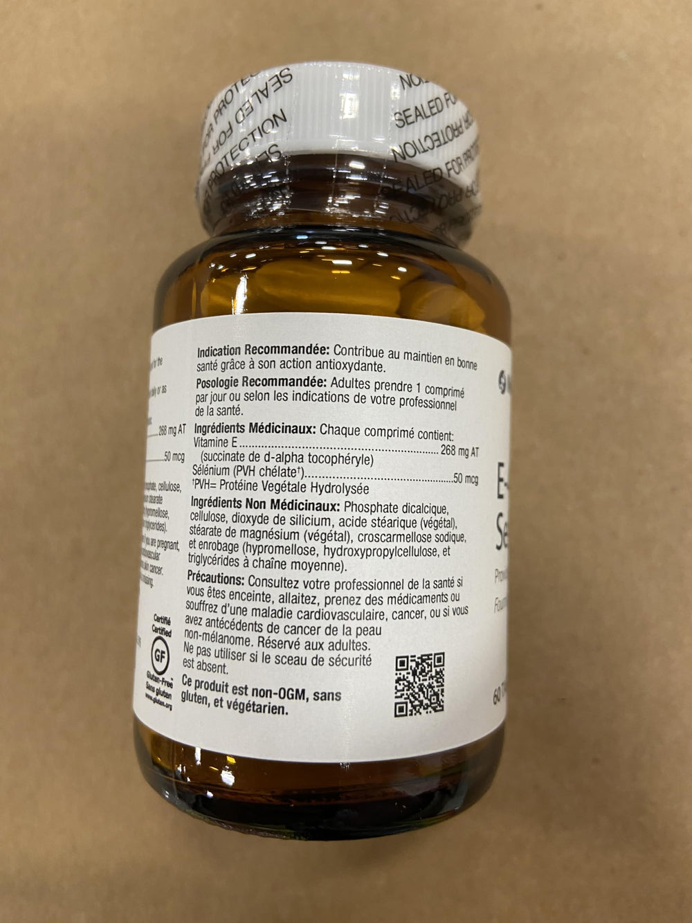 Close-up of Vitamin E component in Metagenics E-400 Selenium