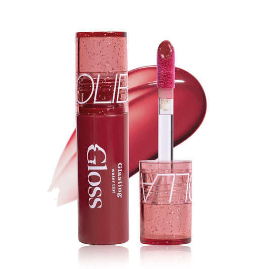 MĒTYSUR Lip Gloss delivering glass-like mirror shine on lips
