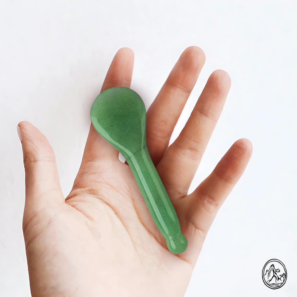 Face contouring with amethyst gua sha