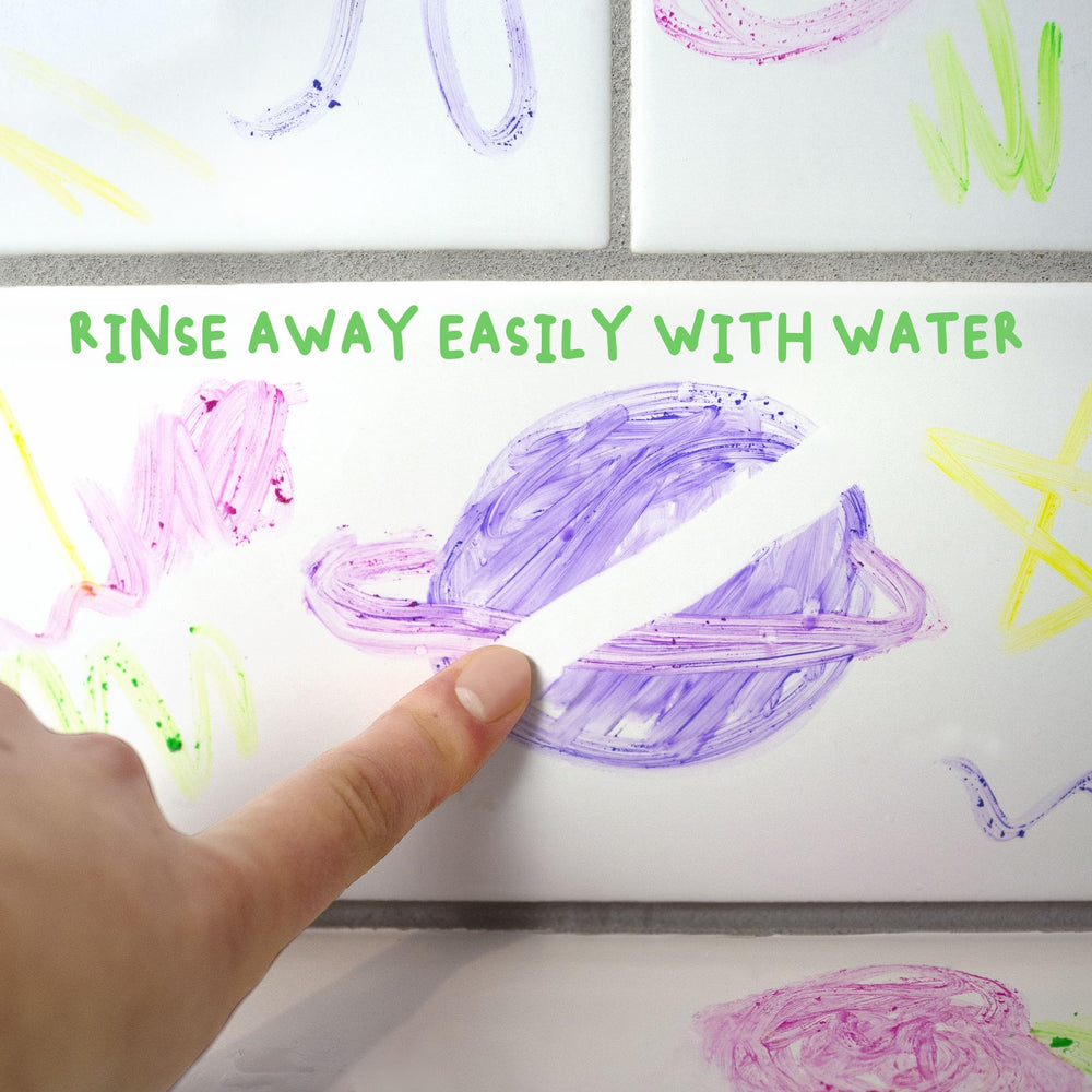 Mr. Bubble carrying case keeps paints organized between uses